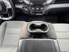 Used 2022  Ram 1500 4WD Big Horn Crew Cab 5'7" Box at Kona Nissan near Kailua Kona&comma; HI