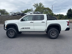 Used 2024  Nissan Frontier Crew Cab 4x4 SV at IK Auto Group near Hilo&comma; HI