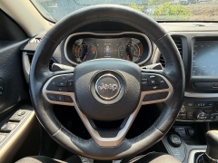 Used 2017  Jeep Cherokee 4d SUV 4WD Limited V6 at Kama'aina Nissan near Hilo&comma; HI