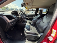 Used 2017  Jeep Cherokee 4d SUV 4WD Limited V6 at Kama'aina Nissan near Hilo&comma; HI