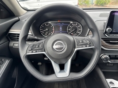 Used 2025  Nissan Altima SV FWD at Kama'aina Nissan near Hilo&comma; HI