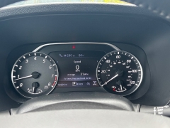 Used 2024  Nissan Frontier Crew Cab 4x4 SV at IK Auto Group near Hilo&comma; HI