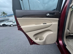 Used 2019  Jeep Grand Cherokee 4d SUV 4WD Overland V8 at Kama'aina Nissan near Hilo&comma; HI