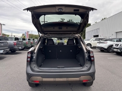 New 2026  Nissan Kicks SV FWD at Kama'aina Nissan near Hilo&comma; HI