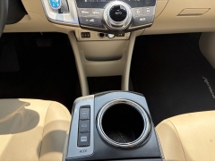 Used 2017  Toyota Prius v 5d Wagon Five at Kona Nissan near Kailua Kona&comma; HI
