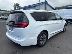 Used 2021  Chrysler Pacifica Hybrid Limited FWD at IK Auto Group near Hilo&comma; HI