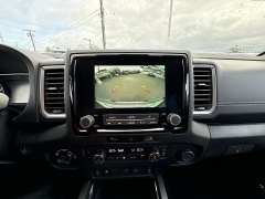Used 2024  Nissan Frontier Crew Cab 4x4 SL at IK Auto Group near Hilo&comma; HI