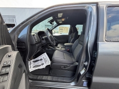 New 2026  Nissan Frontier Crew Cab 4x4 SV at Kama'aina Nissan near Hilo&comma; HI