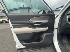 Used 2024  Toyota Grand Highlander XLE FWD at IK Auto Group near Hilo&comma; HI