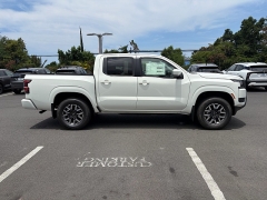 New 2026  Nissan Frontier Crew Cab 4x4 SV at Kona Nissan near Kailua Kona&comma; HI