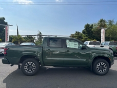 New 2026  Nissan Frontier Crew Cab 4x4 SV at Kona Nissan near Kailua Kona&comma; HI