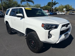 Used 2020  Toyota 4Runner 4d SUV 4WD SR5 Premium at Kama'aina Nissan near Hilo&comma; HI