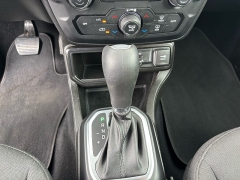 Used 2021 Jeep Renegade Latitude FWD at Kama'aina Nissan near Hilo, HI