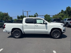 New 2026  Nissan Frontier Crew Cab 4x4 SV at IK Auto Group near Hilo&comma; HI
