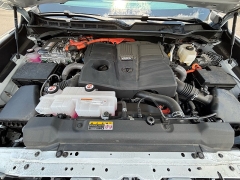 Used 2024 Toyota Tundra Hybrid 4WD Limited CrewMax 5.5ft Bed at Kama'aina Nissan near Hilo, HI