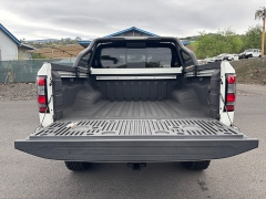 Used 2024  Nissan Frontier Crew Cab 4x4 SV at IK Auto Group near Hilo&comma; HI