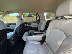 Used 2025  Honda Pilot EX-L 2WD at Kama'aina Nissan near Hilo&comma; HI