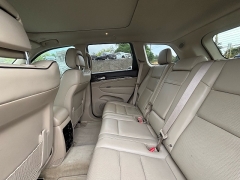 Used 2019  Jeep Grand Cherokee 4d SUV 4WD Overland V8 at Kama'aina Nissan near Hilo&comma; HI