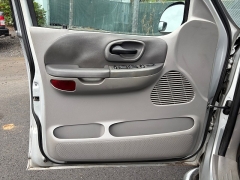Used 2003  Ford F-150 2WD SuperCrew XLT at IK Auto Group near Hilo&comma; HI