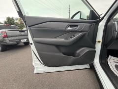 New 2025 Nissan Rogue FWD SV at Kama'aina Nissan near Hilo, HI