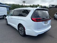 Used 2021  Chrysler Pacifica Hybrid Limited FWD at IK Auto Group near Hilo&comma; HI