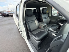 Used 2024  Nissan Frontier Crew Cab 4x4 SL at IK Auto Group near Hilo&comma; HI