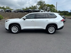Used 2024  Toyota Grand Highlander XLE FWD at IK Auto Group near Hilo&comma; HI