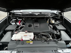 Used 2023 Toyota Tundra 4WD SR5 CrewMax 5.5ft Bed at Kona Nissan near Kailua Kona, HI