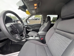 Used 2024  Nissan Frontier Crew Cab 4x4 SV at IK Auto Group near Hilo&comma; HI