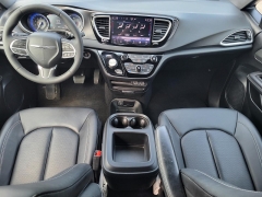 Used 2025  Chrysler Pacifica Select FWD at Ypsilanti Import Auto Sales near Ypsilanti&comma; MI