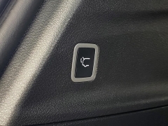 Used 2025  Chrysler Pacifica Select FWD at Ypsilanti Import Auto Sales near Ypsilanti&comma; MI