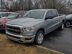 Used 2021  Ram 1500 4WD Big Horn Crew Cab 5'7" Box at Ypsilanti Import Auto Sales near Ypsilanti&comma; MI