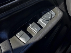 Used 2020  Chevrolet Equinox 4d SUV FWD LT w/2FL at Ypsilanti Import Auto Sales near Ypsilanti, MI