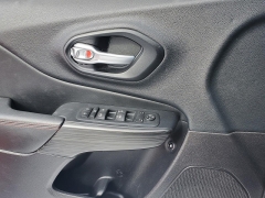 Used 2016  Jeep Cherokee 4d SUV 4WD Trailhawk V6 at Ypsilanti Import Auto Sales near Ypsilanti&comma; MI