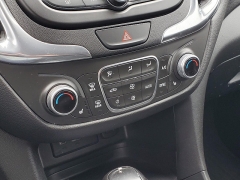 Used 2019  Chevrolet Equinox 4d SUV FWD LT w&sol;2FL at Ypsilanti Import Auto Sales near Ypsilanti&comma; MI