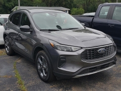 Used 2025 Ford Escape ST-Line AWD at Ypsilanti Import Auto Sales near Ypsilanti, MI