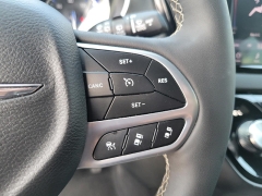 Used 2025  Chrysler Pacifica Select FWD at Ypsilanti Import Auto Sales near Ypsilanti&comma; MI