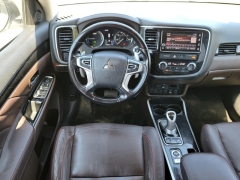 Used 2018  Mitsubishi Outlander Plug-In Hybrid 4d SUV AWC SEL at Ypsilanti Import Auto Sales near Ypsilanti&comma; MI