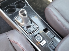 Used 2018  Mitsubishi Outlander Plug-In Hybrid 4d SUV AWC SEL at Ypsilanti Import Auto Sales near Ypsilanti&comma; MI