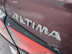 Used 2025  Nissan Altima SV FWD at Ypsilanti Import Auto Sales near Ypsilanti&comma; MI