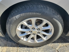 Used 2019  Chevrolet Equinox 4d SUV FWD LT w/2FL at Ypsilanti Import Auto Sales near Ypsilanti, MI