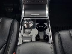 Used 2019  Ford Edge 4d SUV FWD Titanium at Ypsilanti Import Auto Sales near Ypsilanti, MI