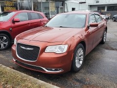 Used 2020  Chrysler 300 4d Sedan RWD Touring at Ypsilanti Import Auto Sales near Ypsilanti&comma; MI