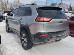Used 2016  Jeep Cherokee 4d SUV 4WD Trailhawk V6 at Ypsilanti Import Auto Sales near Ypsilanti&comma; MI