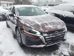 Used 2025  Nissan Altima SV FWD at Ypsilanti Import Auto Sales near Ypsilanti&comma; MI