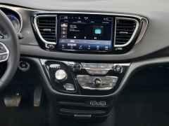 Used 2025  Chrysler Pacifica Select FWD at Ypsilanti Import Auto Sales near Ypsilanti&comma; MI