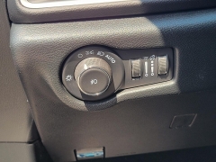 Used 2025  Chrysler Pacifica Select FWD at Ypsilanti Import Auto Sales near Ypsilanti&comma; MI