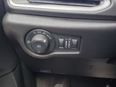 Used 2025  Chrysler Pacifica Select FWD at Ypsilanti Import Auto Sales near Ypsilanti&comma; MI