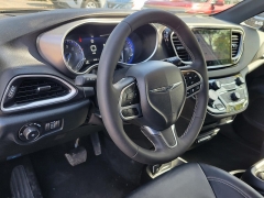 Used 2026  Chrysler Pacifica Select FWD at Ypsilanti Import Auto Sales near Ypsilanti&comma; MI