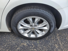 Used 2024  Chevrolet Malibu 4dr Sdn 1LT at Ypsilanti Import Auto Sales near Ypsilanti&comma; MI